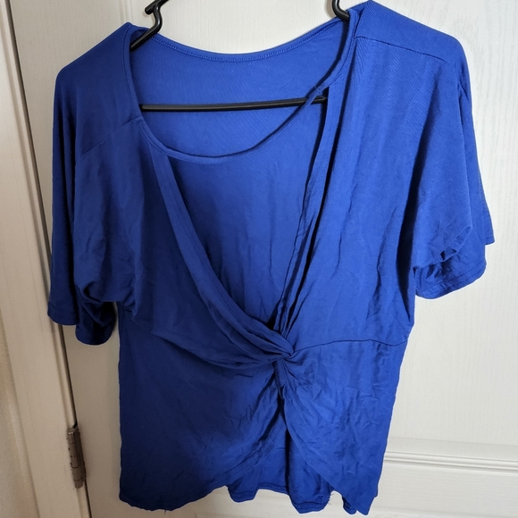 BYSBZD Backless Top - Picture 7 of 10